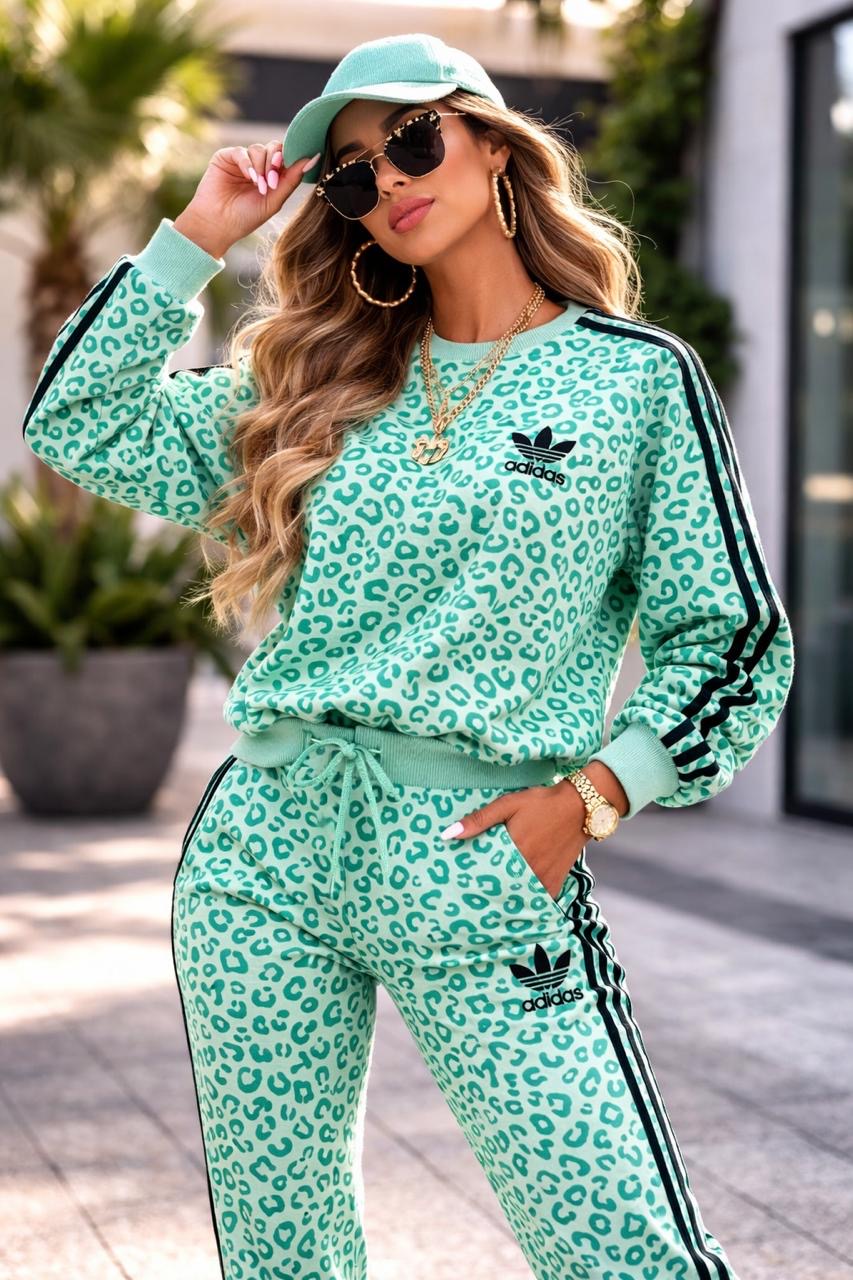 Mint tracksuit